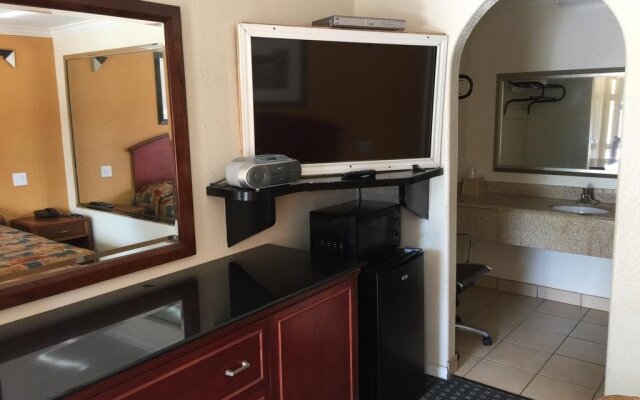Regency Inn and Suites
