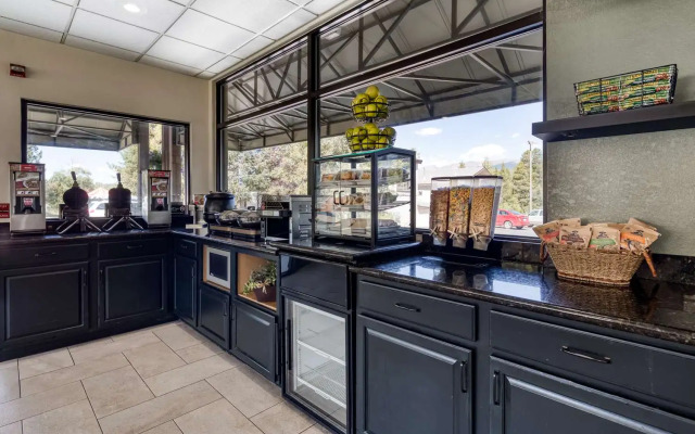 Best Western Alpenglo Lodge