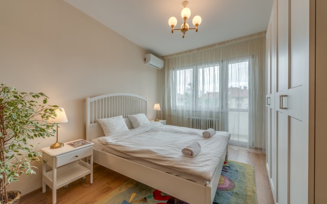 Beautiful Jewel in the TOP Centre