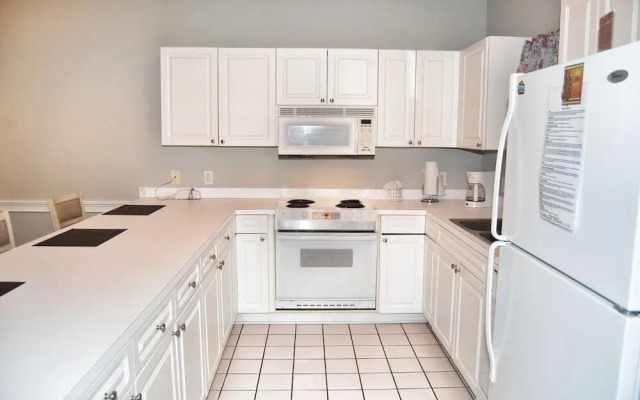 Magnolia North Two-bedroom Apartment 302-4827