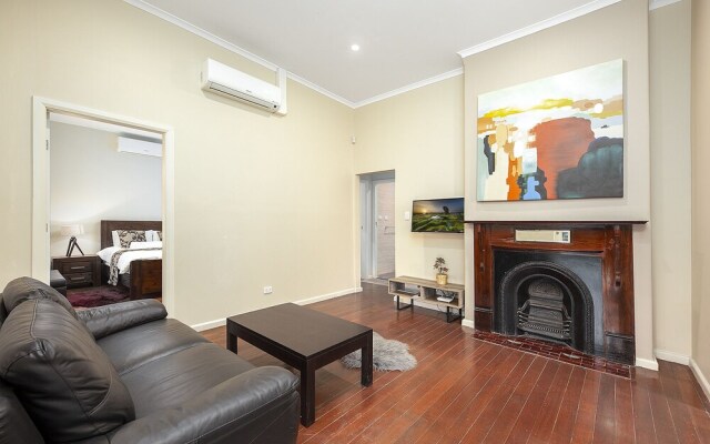 Villa Carlingford