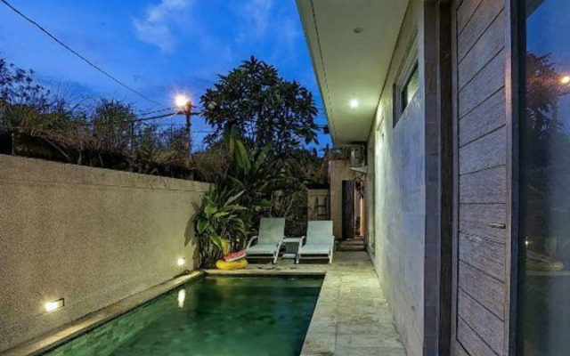 Green Studio Apartment Sanur
