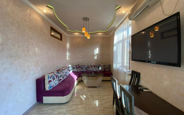 1 bedroom Modern, Sunny apartment in Amiryan street AM104