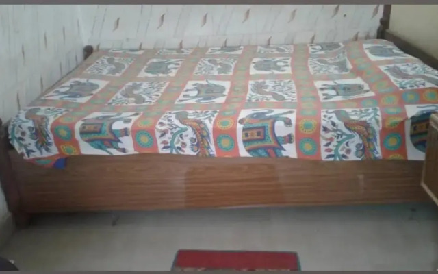Goroomgo Raj guest house Bhubaneswar