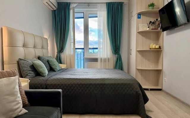 Апартаменты на проспекте Королёва 7