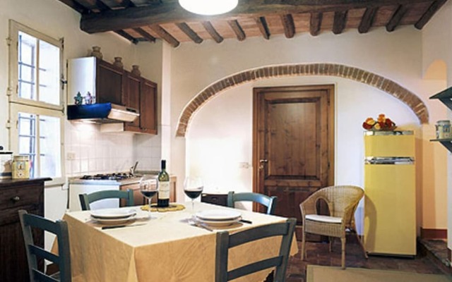 Lush Apartment in Castelfiorentino With Swimming Pool