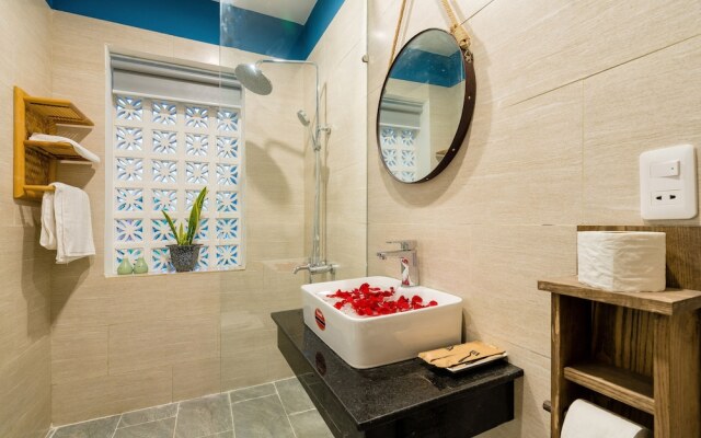 5 Coconut Homestay