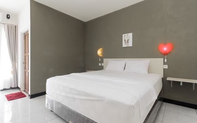 RedDoorz @ Jalan Bukit Keminting