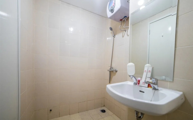 Serene & Cozy Apartment at Parahyangan Residences