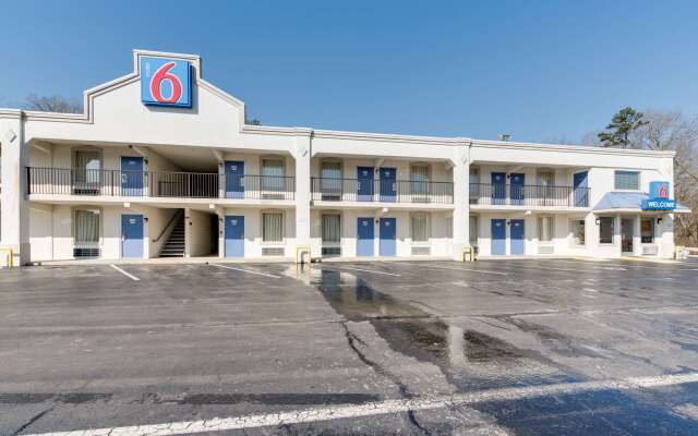 Motel 6 Kingston TN