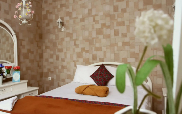 Bantal Guling Villa Bandung