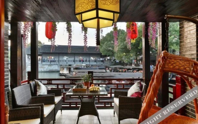 Regalia Riverside Boutique Hotel