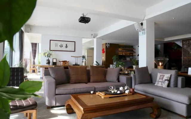 Bonum Lakeside Boutique Hotel