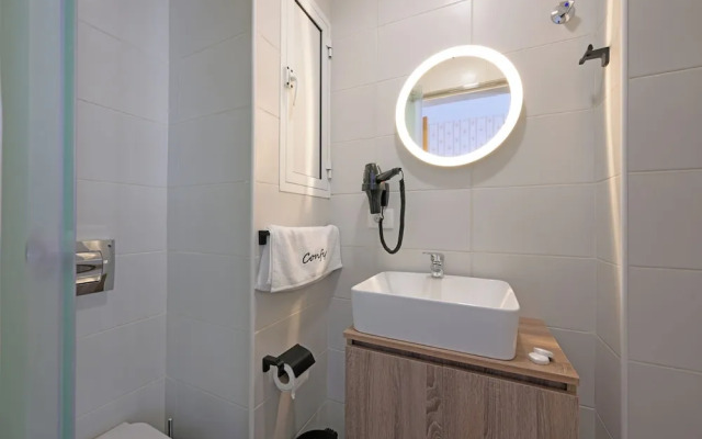 Comfy Apart Hotel
