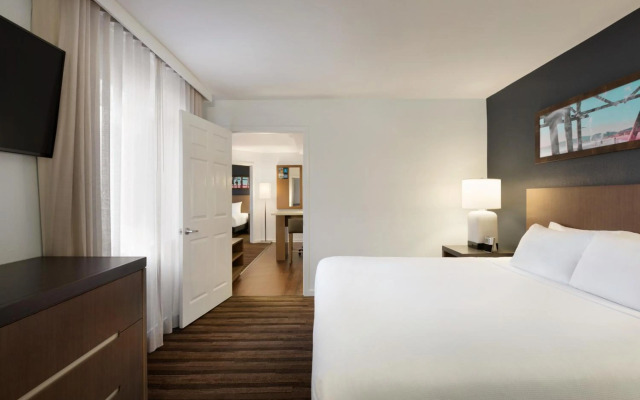 HYATT house Miami Airport