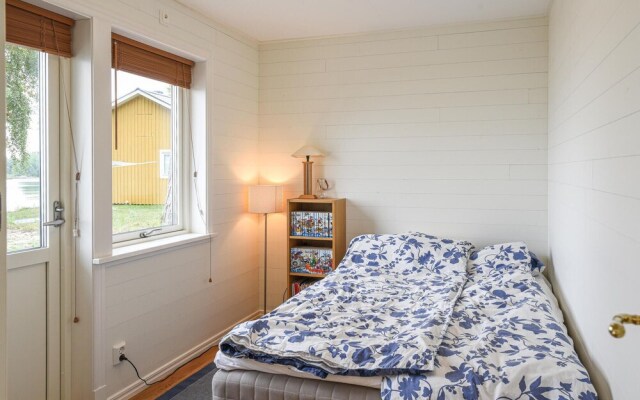 Nice Home in Mellerud With 3 Bedrooms
