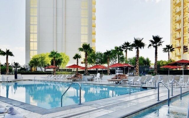 Abz Signature Suites