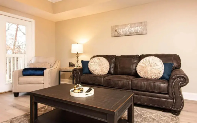 1504 Golf View Towers Above It All