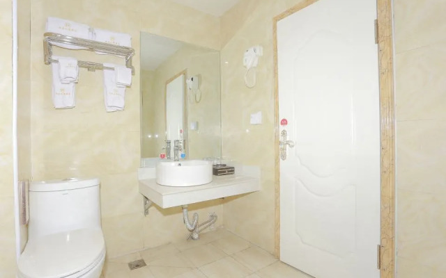 Huarong Apartment Hotel