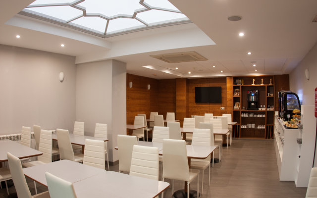 Hotel Torico Plaza