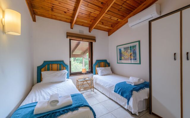 San Lameer Villa Rentals 3116