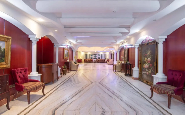 OYO 148 Shathi Almas Hotel Suites