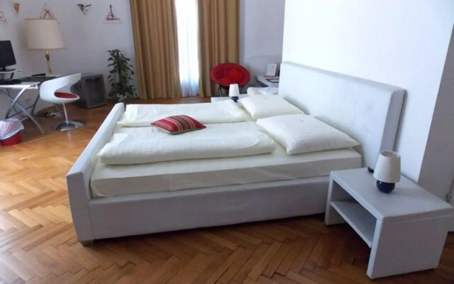 Hotel Pension Museum