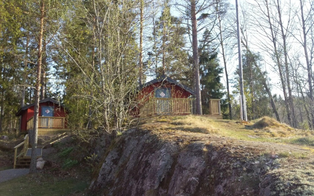 Långsjön Stugor & Camping
