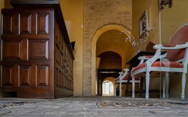 La Hospederia Del Monasterio