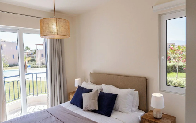 Phaedrus Living: Seaside Thalassa Cretan 101