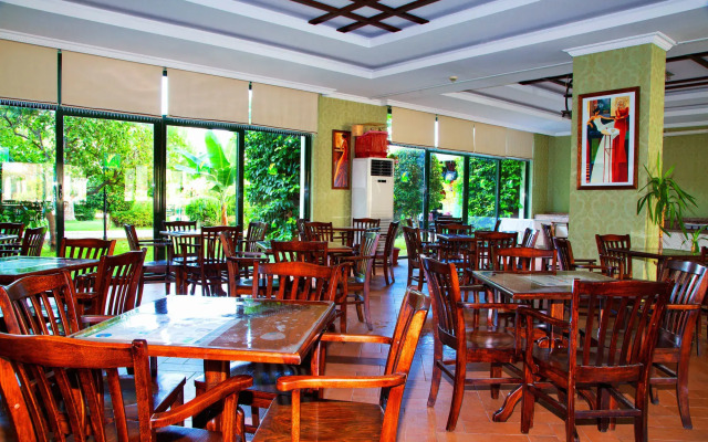 Green Garden Resort & Spa Hotel