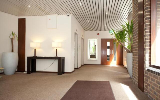 Tower Bridge Apartment