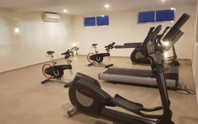 Cute 1 BR in amazing location by Happy Address