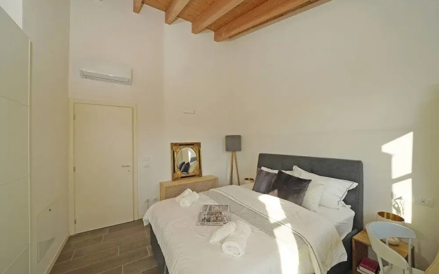 Corte Fasanella 48 in Toscolano-maderno