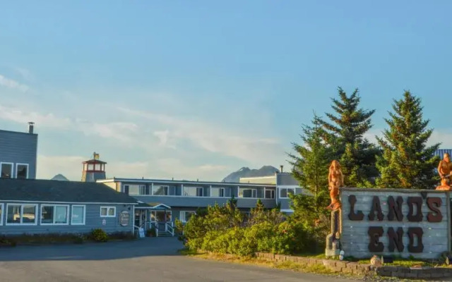 Land's End Resort