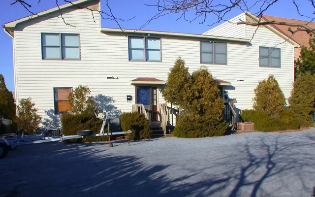 Sea Jay 616c 2 Bedroom Townhouse by RedAwning