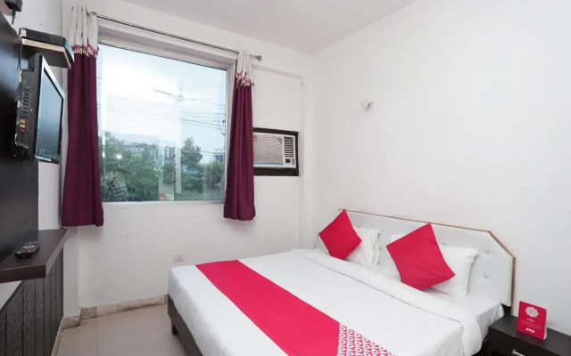 Oyo Flagship 40300 Hotel Kusum Palace