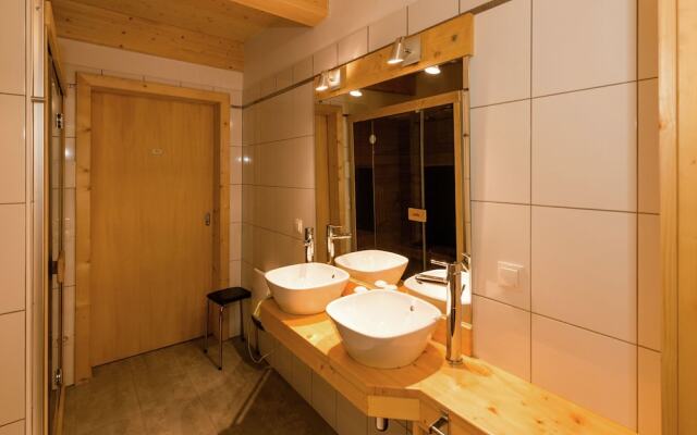 Luxurious Chalet by the Ski-slope in Hohentauern With Infrared Sauna