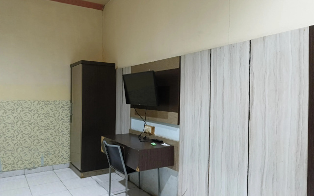 Hotel O Karunia Kost & PenginapanNearSiring Marabahan (Ulek Barito) – Guest Rooms – Marabahan