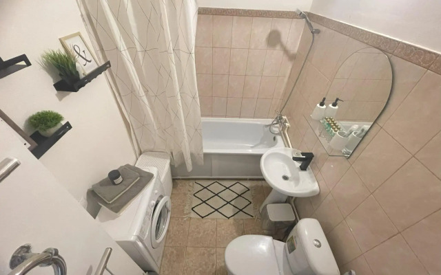 Apartments on Druzhby street 1 building 2
