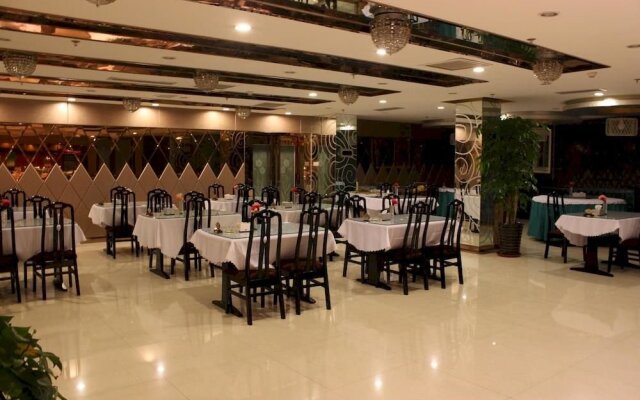 Demei Business Hotel