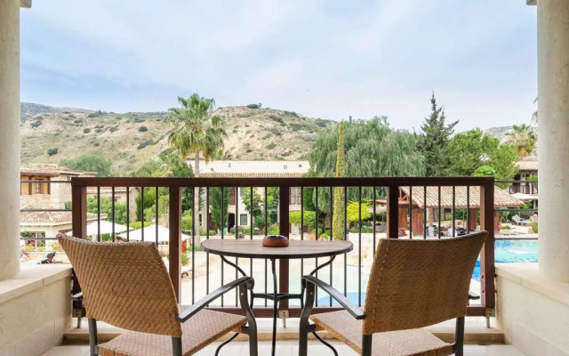 Columbia Beach Resort