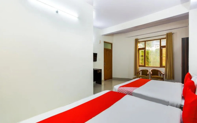 Oyo 46069 Asha Residency