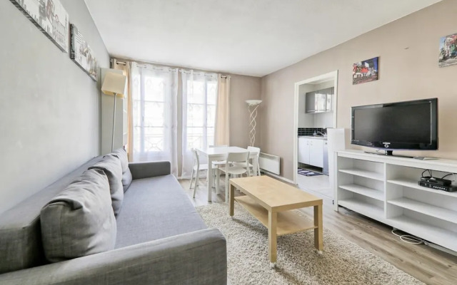 Parkside Apartment I