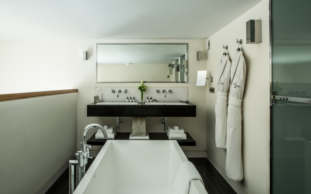 Hotel Marignan Champs - Elysées
