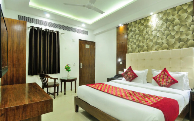 Hotel Yuvraj Deluxe