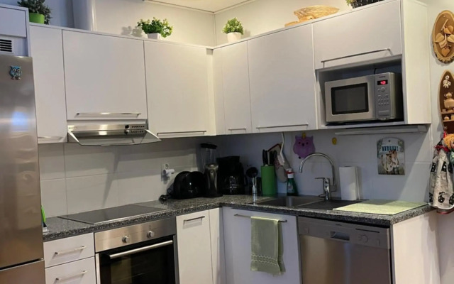 Дом у спа-центра и озера