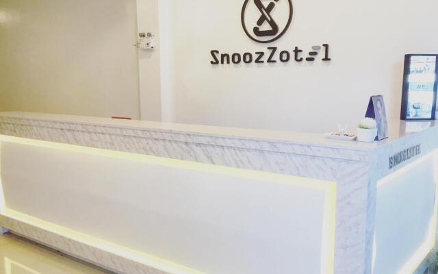 SnoozZotel