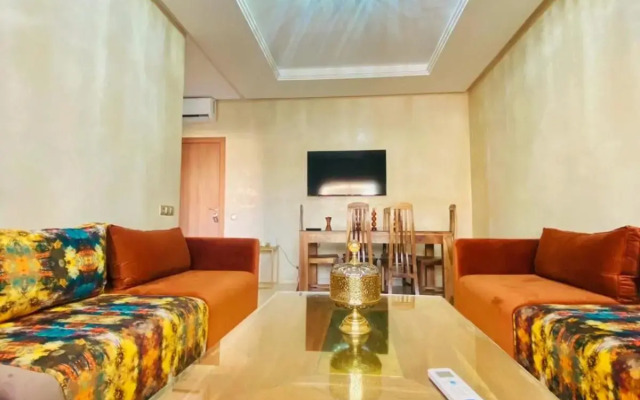 Superbe appartement en résidence avec piscines