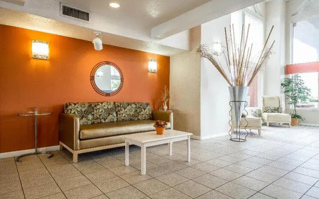 Quality Inn & Suites Lathrop South Stockton